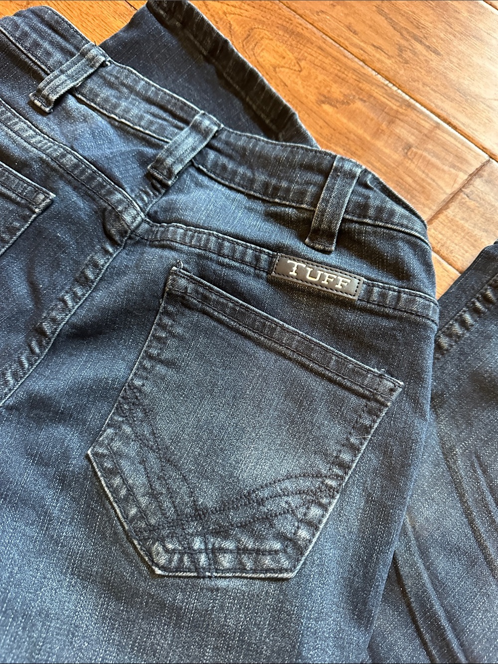 Cowgirl Tuff women’s Indigo bootcut Jeans W30 L31